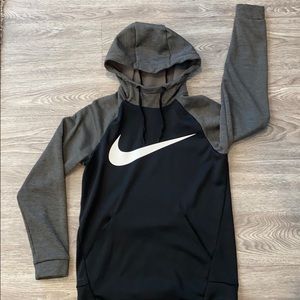 Men’s new Nike dri fit sweatshirt hoodie Small